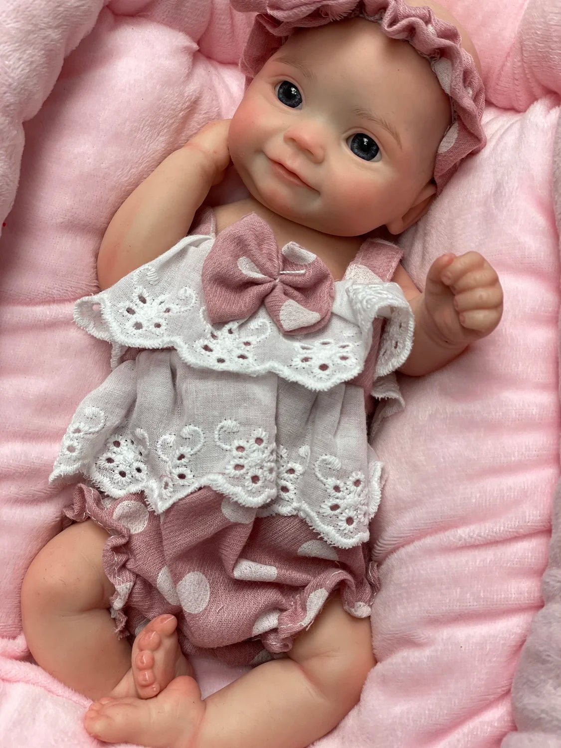 26cm Cute Maddie Waterproof Reborn Baby Girl With Full Body Silicone Handmade Painted Skin Bebe Reborn reales para niñas lifelikesiliconereborns.com
