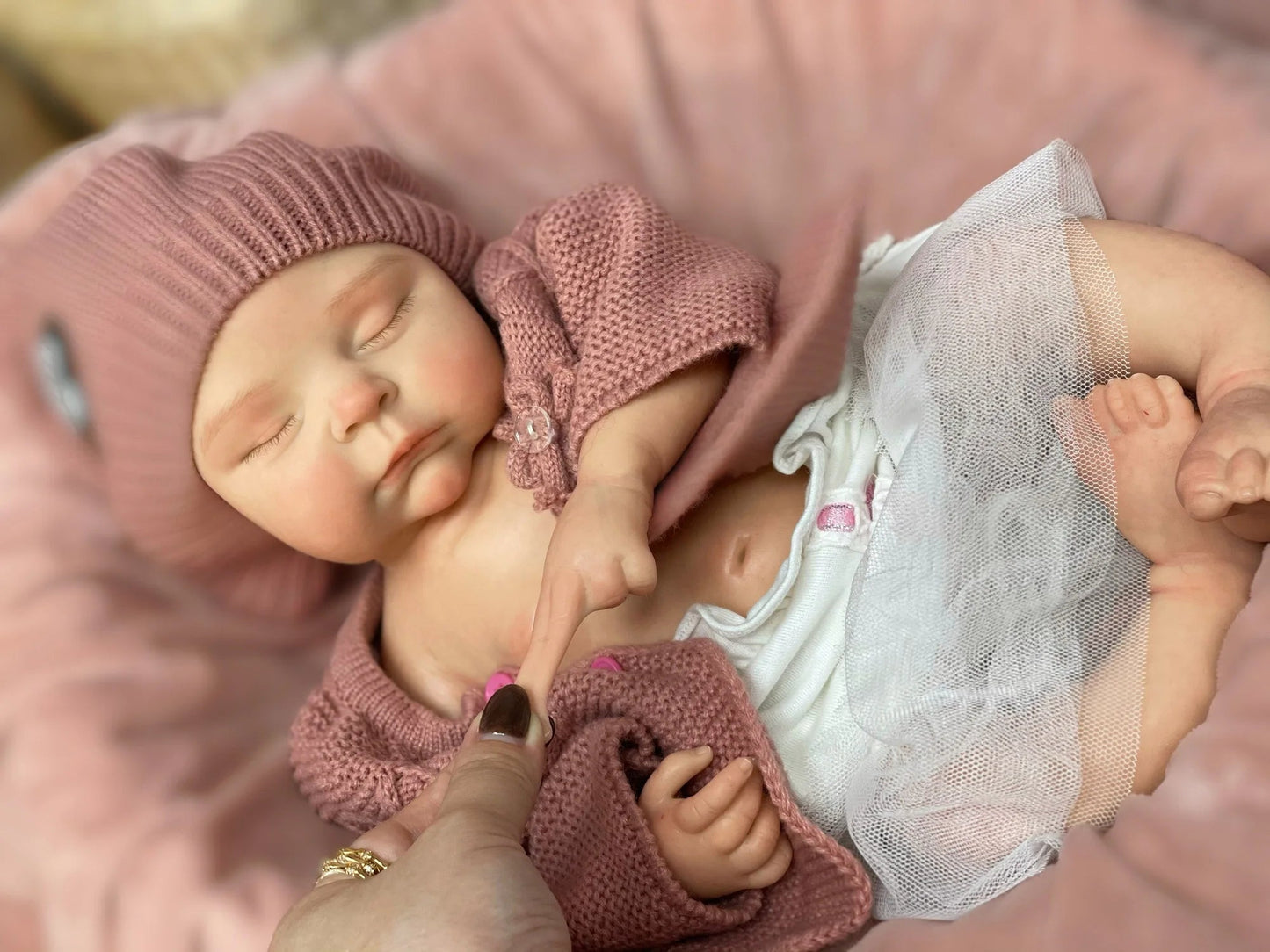 45cm Peaches Solid Silicone Bebe Reborn Girls With Sweather Outfits 3D Painted Skin Soft Touch Handmade Lifelike Newborn  Doll lifelikesiliconereborns.com