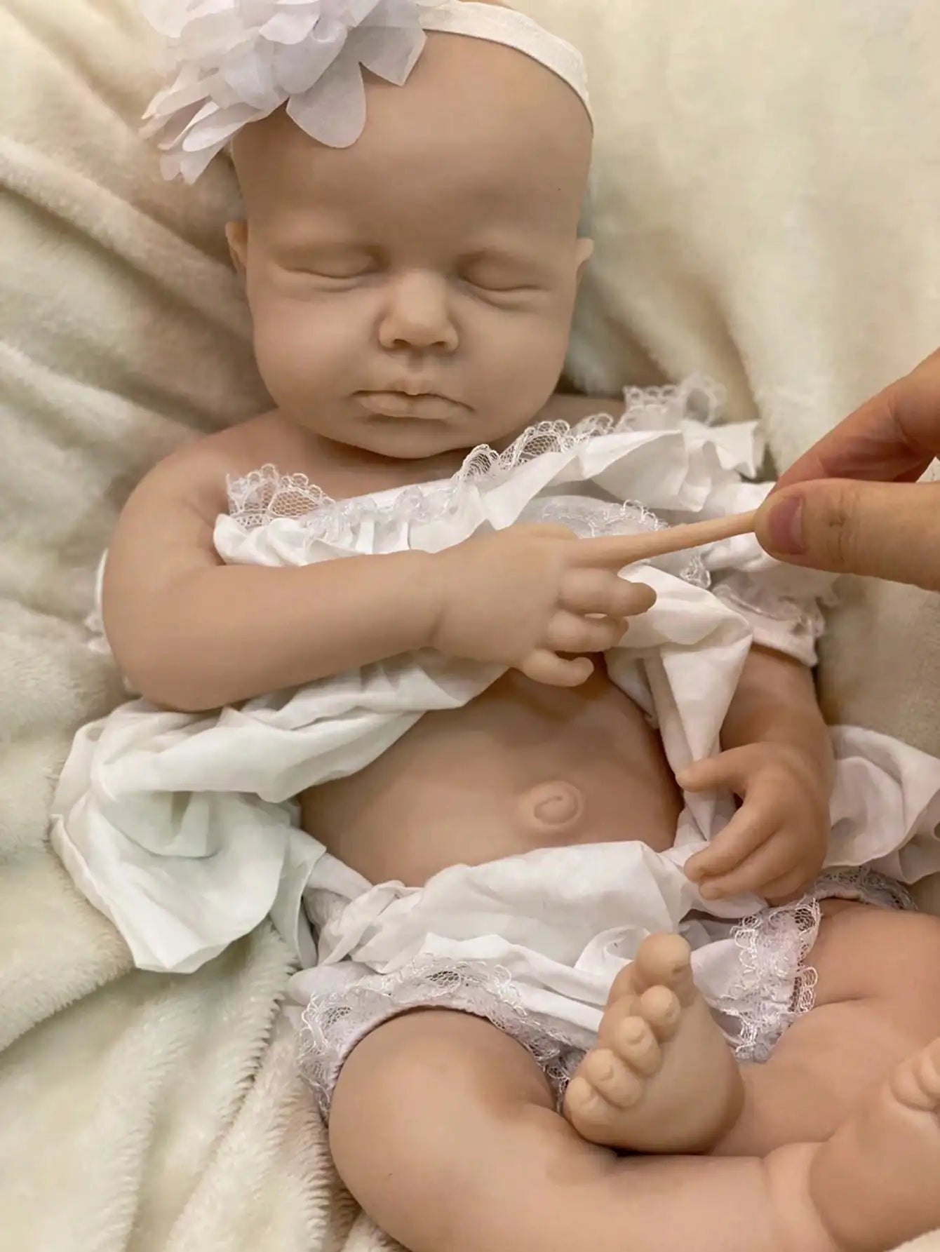 Saskia 18-Inch Loulou Full Silicone Reborn Girl | Handmade Unpainted Doll Kit | with White Clothes lifelikesiliconereborns.com