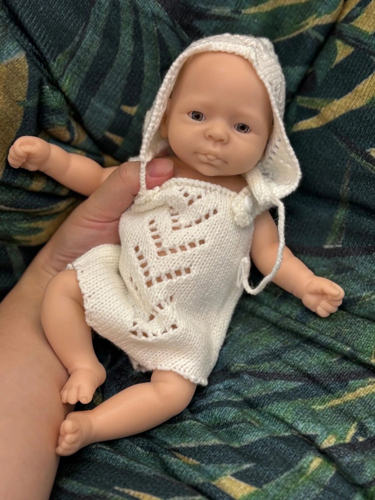 10Inch Silicone Girls Whole Body Soft Solid Silicone Reborn Baby Dolls Handmade Painted Newborn Baby Dolls Toys For Kids Gifts lifelikesiliconereborns.com