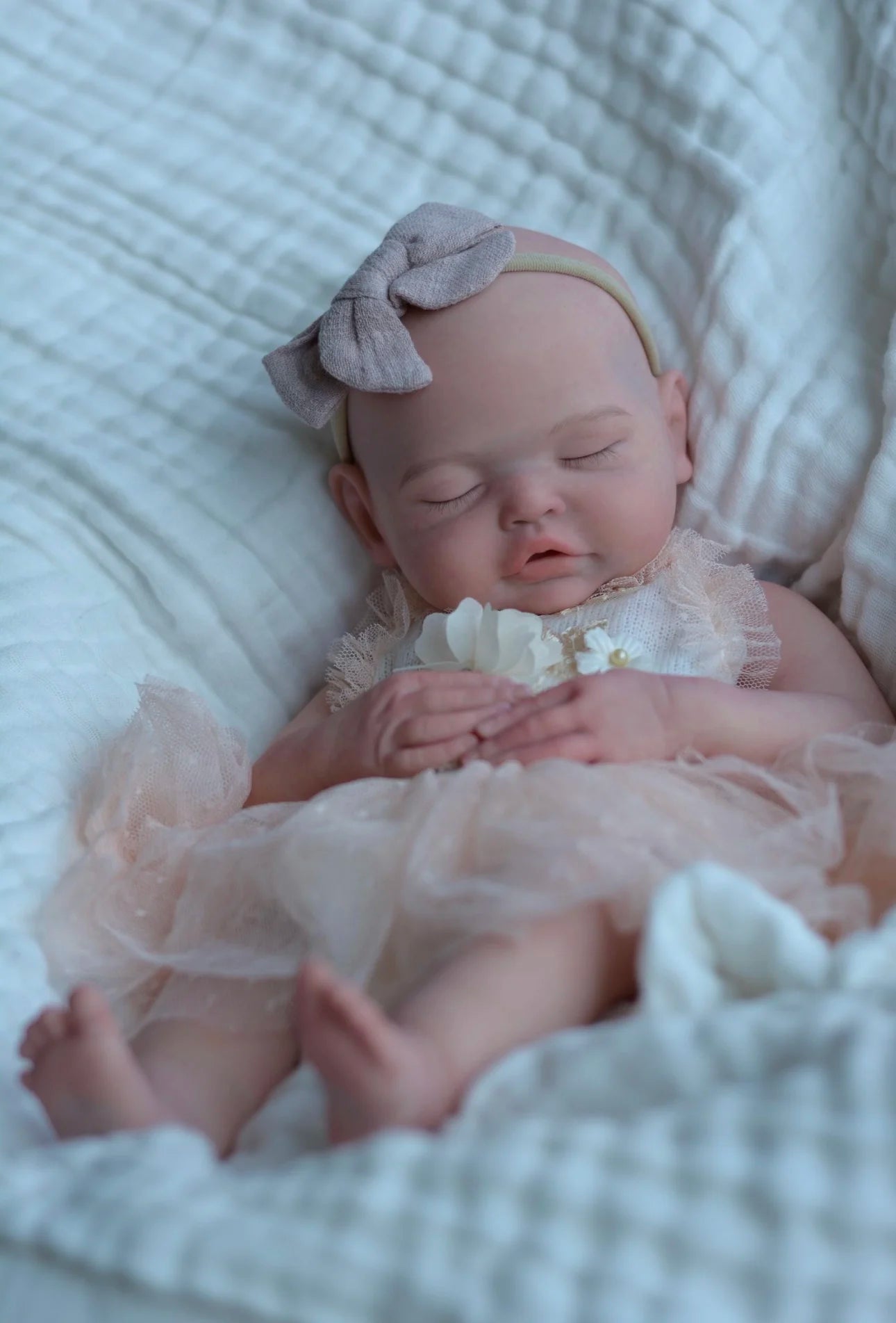 18Inch Can Open Mouth&Washable Solid Silicone Bebe Reborn Girl With Painted Skin Silicone Doll Lifelike De Silicona Girl Doll lifelikesiliconereborns.com