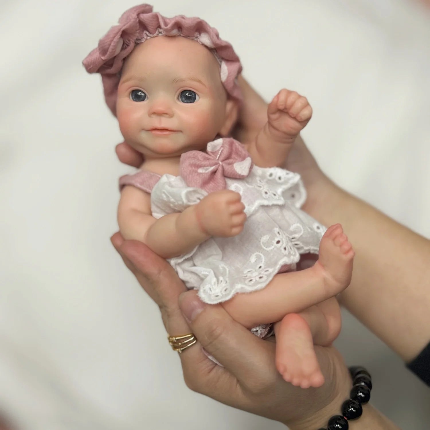 26cm Cute Maddie Waterproof Reborn Baby Girl With Full Body Silicone Handmade Painted Skin Bebe Reborn reales para niñas lifelikesiliconereborns.com