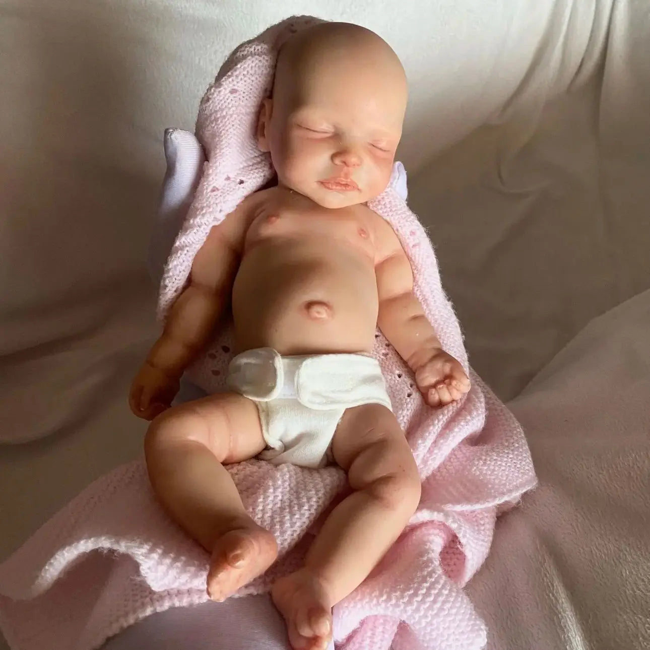 10Inch Can Washable Close Eyes Bebe Reborn Girl With Full Body Silicone 3D ainted Skin Newborn Doll reales para niñas lifelikesiliconereborns.com