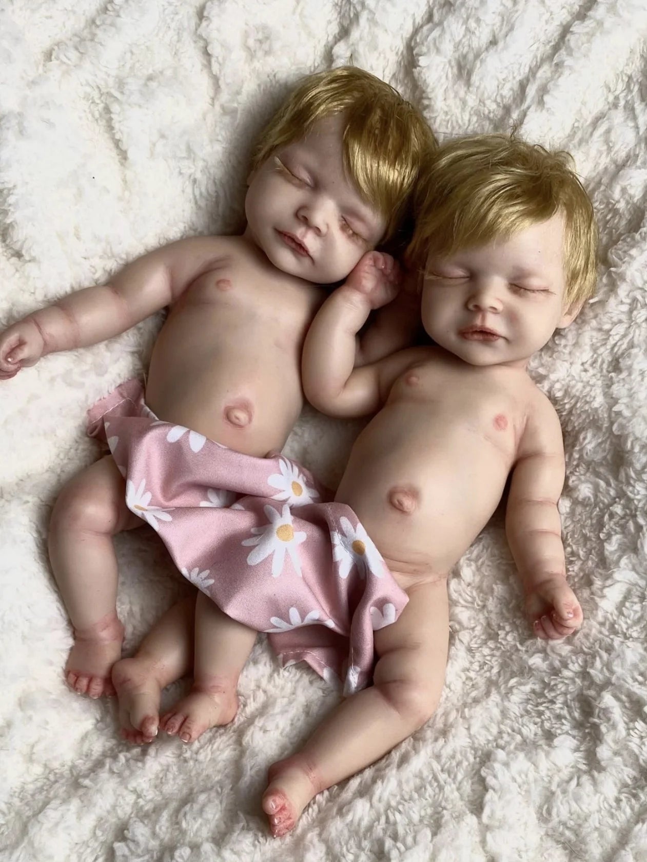 1 PC 10inch Cuddly Full Solid Soft Silicone Reborn Bebe  Doll Waterproof Newborn Baby Girl Lifelike Painted Realistic Doll Toy lifelikesiliconereborns.com