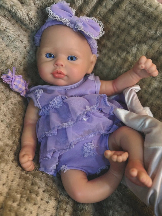 13 Inch Full Body Soft Silicone Girl Reborn Doll For Children Birthday Gifts Newborn Baby Doll Made In Soft Silicone lifelikesiliconereborns.com