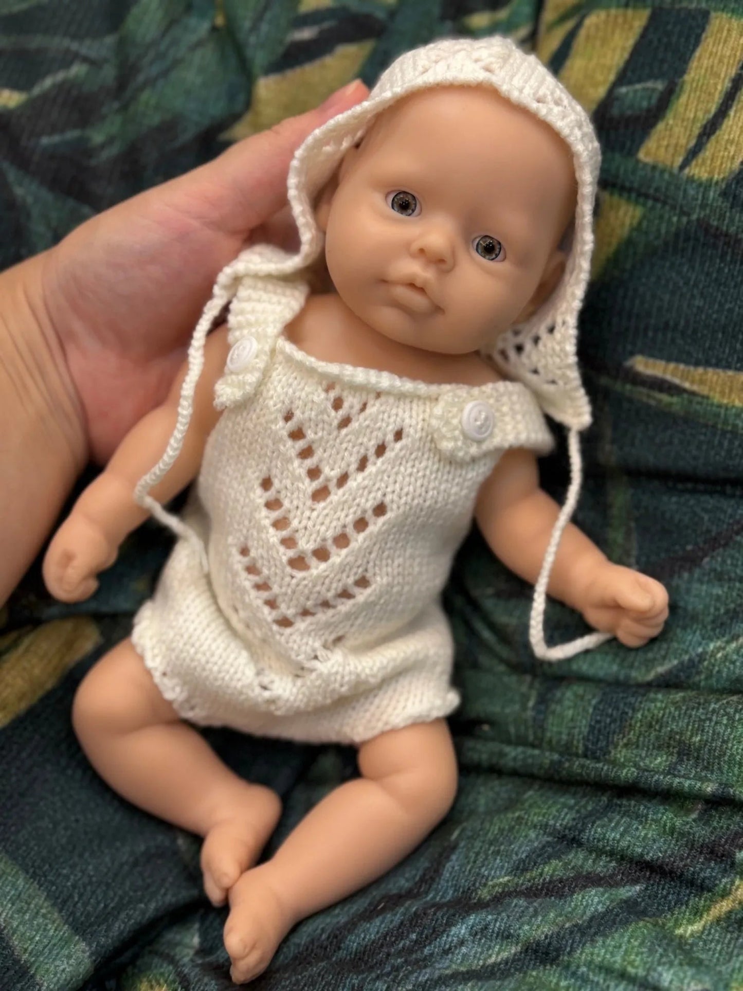 10Inch Silicone Girls Whole Body Soft Solid Silicone Reborn Baby Dolls Handmade Painted Newborn Baby Dolls Toys For Kids Gifts lifelikesiliconereborns.com