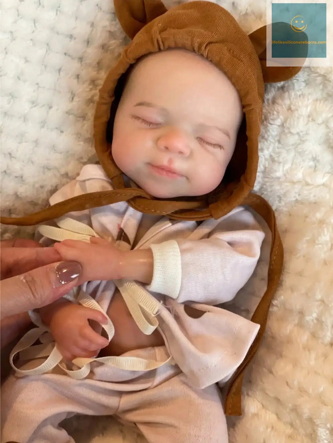 Saskia 13-Inch Silicone Pascale Reborn Doll: A Lifelike Handmade Baby Girl with Openable Mouth, Realistic Painted Veins Doll lifelikesiliconereborns.com