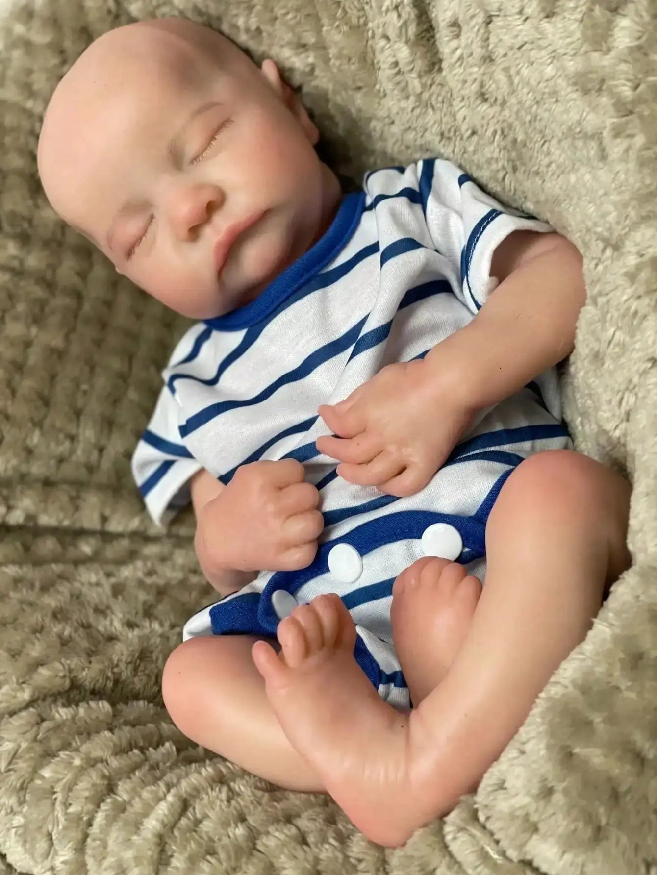 Saskia 16-Inch Cuddly Sleeping Reborn Baby Doll - Lifelike Silicone Boy with Artistic Painting, Openable Mouth Baby Doll lifelikesiliconereborns.com