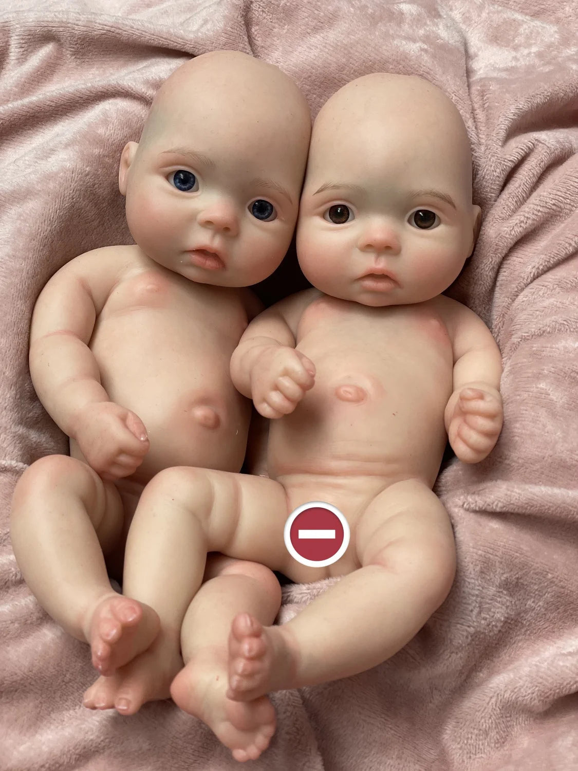 2 Styles Big Eyes Waterproof Silicone Bebe Reborn Girl With Cuddly Outfits Soft Touch Handmade Lifelike reales para niñas lifelikesiliconereborns.com