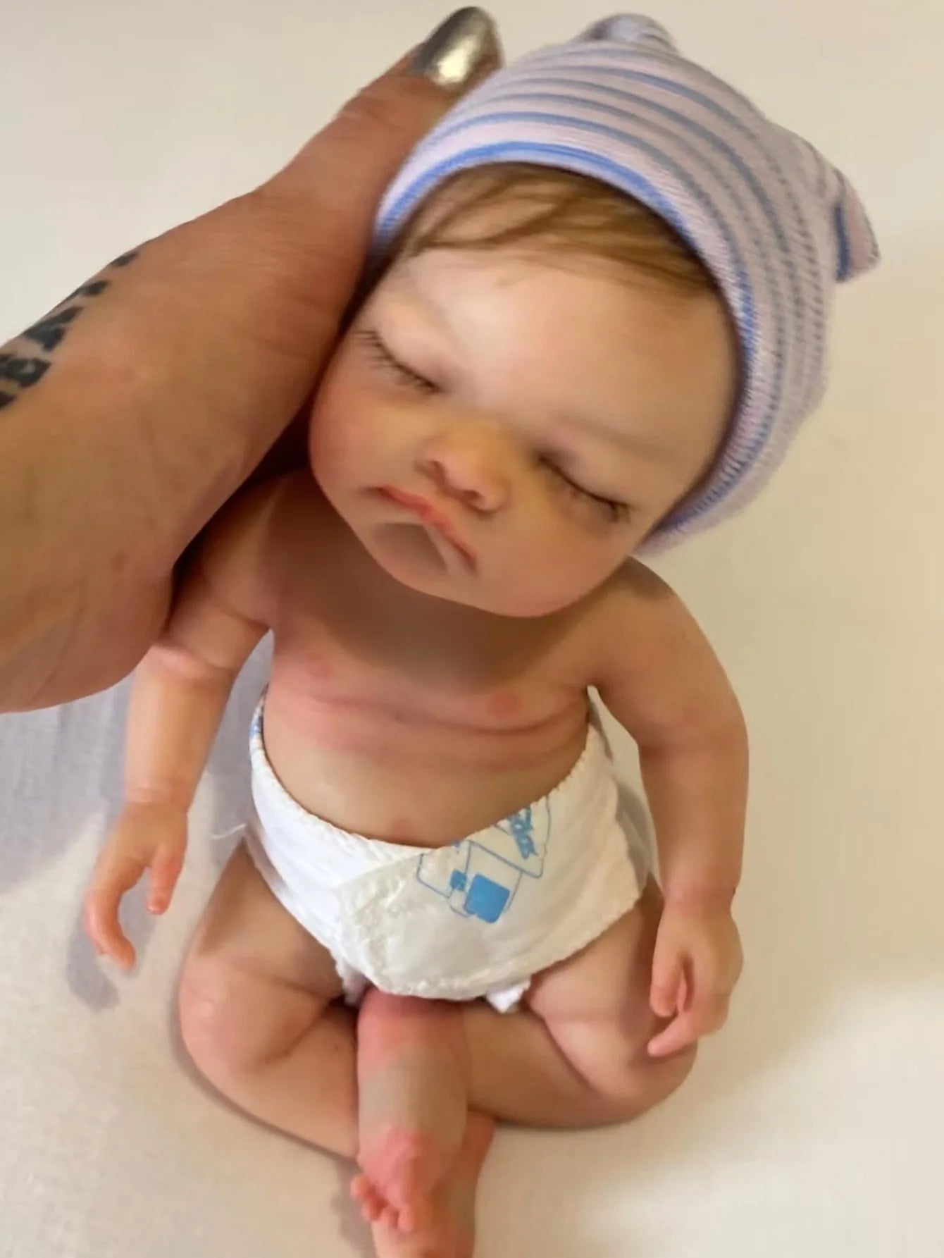 10 Inch 25.4 Cm Soft Silicone Bebe Reborn Girl Handmade Soft Touch Newborn Baby Doll Sleeping Cute Doll With Rooted Hair lifelikesiliconereborns.com