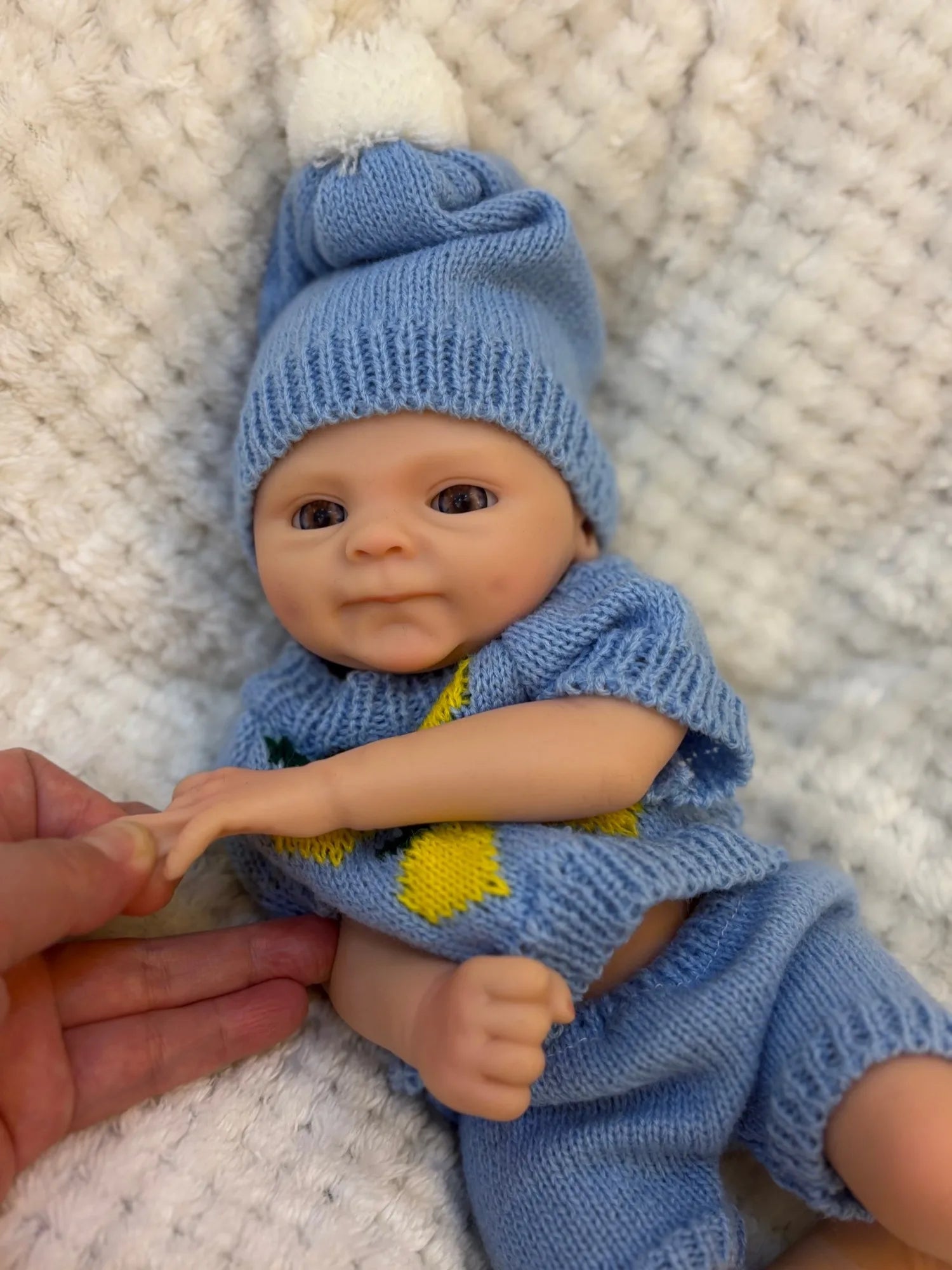 13inch Silicone bebe Smily Boy Full Solid Slicone Bebe Reborn Doll Realistic Newborn Baby Doll Toy For Gifts Muñeca Reborn lifelikesiliconereborns.com
