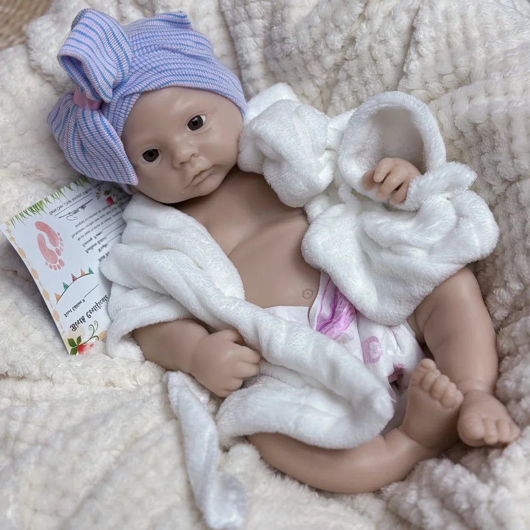 45cm Meadow Can Open Mouth  Solid bebe reborn de silicona Girl Doll With 3D Painted Skin Lifelike Real Reborn Baby Doll lifelikesiliconereborns.com