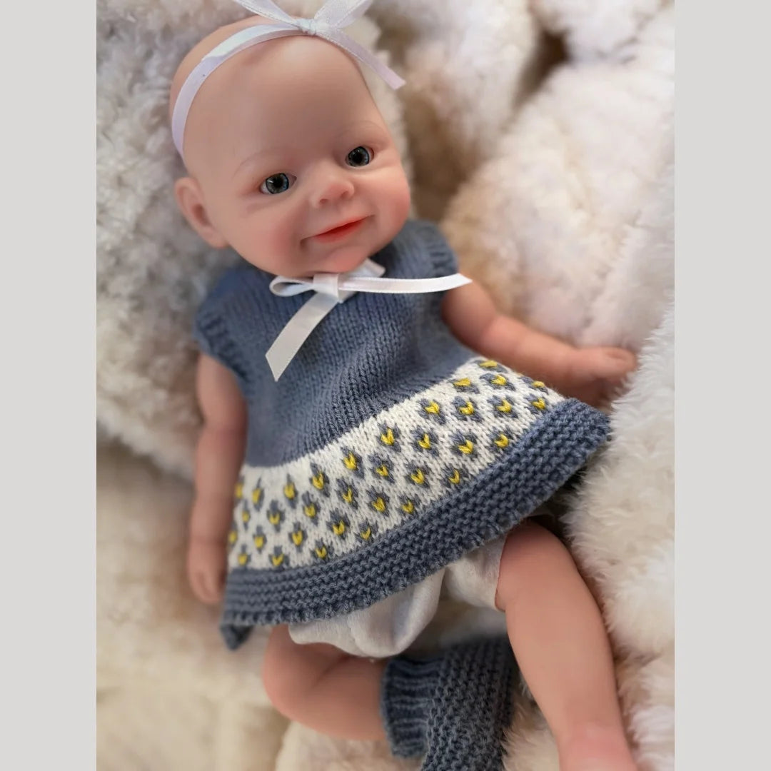 10Inch Waterproof Open Eyes bebe reborn de silicona Girl Doll With 3D Painted Skin Soft Touch Newborn Doll reales para niñas lifelikesiliconereborns.com