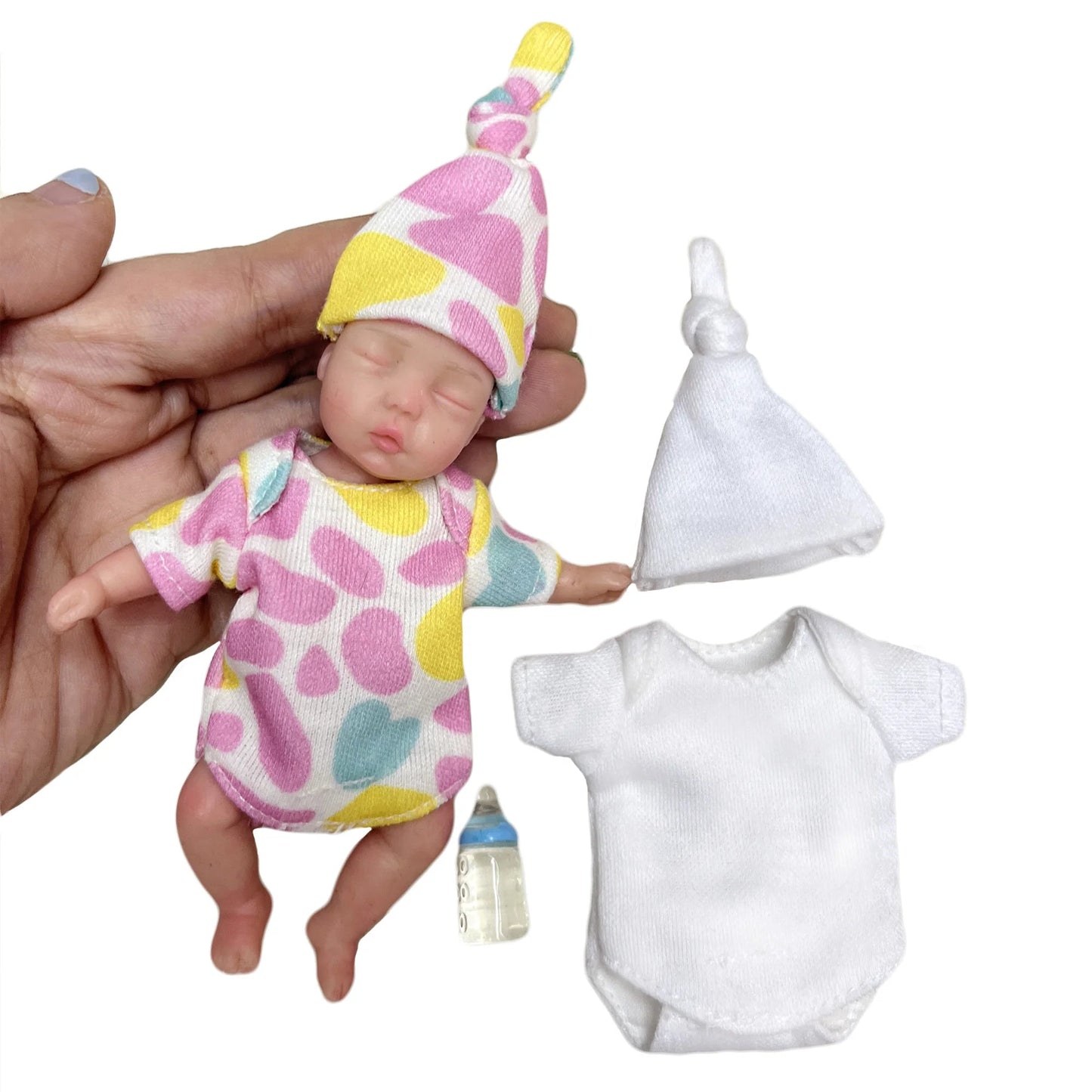 11CM Painted Mini Silicone Palm Girl With 2 Set of Outfits Cute Handmade Full Body Solid Reborn Baby Doll Toys реборн мальчик lifelikesiliconereborns.com
