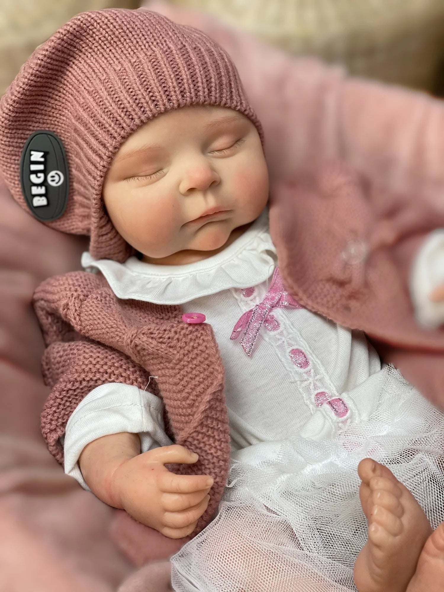45cm Peaches Solid Silicone Bebe Reborn Girls With Sweather Outfits 3D Painted Skin Soft Touch Handmade Lifelike Newborn  Doll lifelikesiliconereborns.com