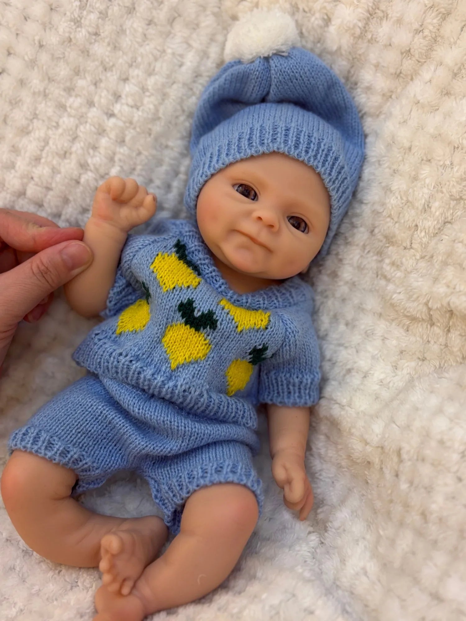 13inch Silicone bebe Smily Boy Full Solid Slicone Bebe Reborn Doll Realistic Newborn Baby Doll Toy For Gifts Muñeca Reborn lifelikesiliconereborns.com