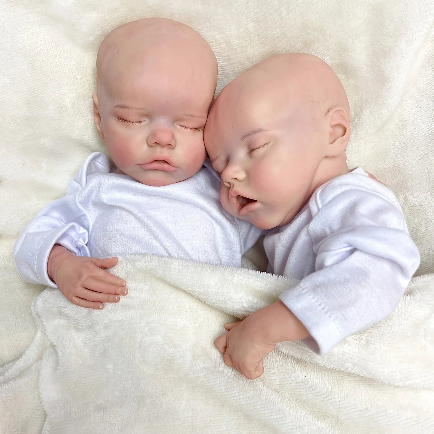 40-45cm Twins Full Body Solid Silicone Bebe Reborn Girls 3D Painted Skin Soft Touch Reborn Baby Girls For Family's Gift lifelikesiliconereborns.com