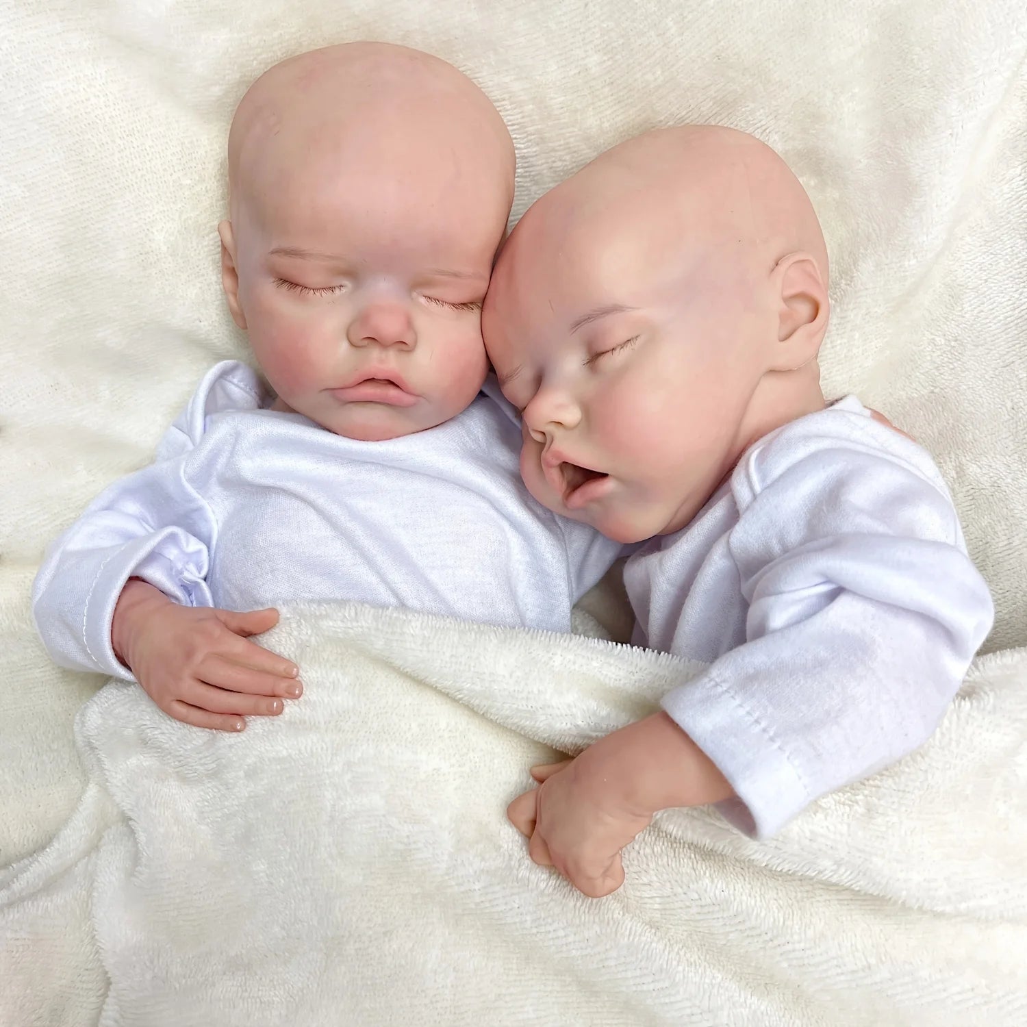 40-45cm Twins Full Body Solid Silicone Bebe Reborn Girls 3D Painted Skin Soft Touch Reborn Baby Girls For Family's Gift lifelikesiliconereborns.com