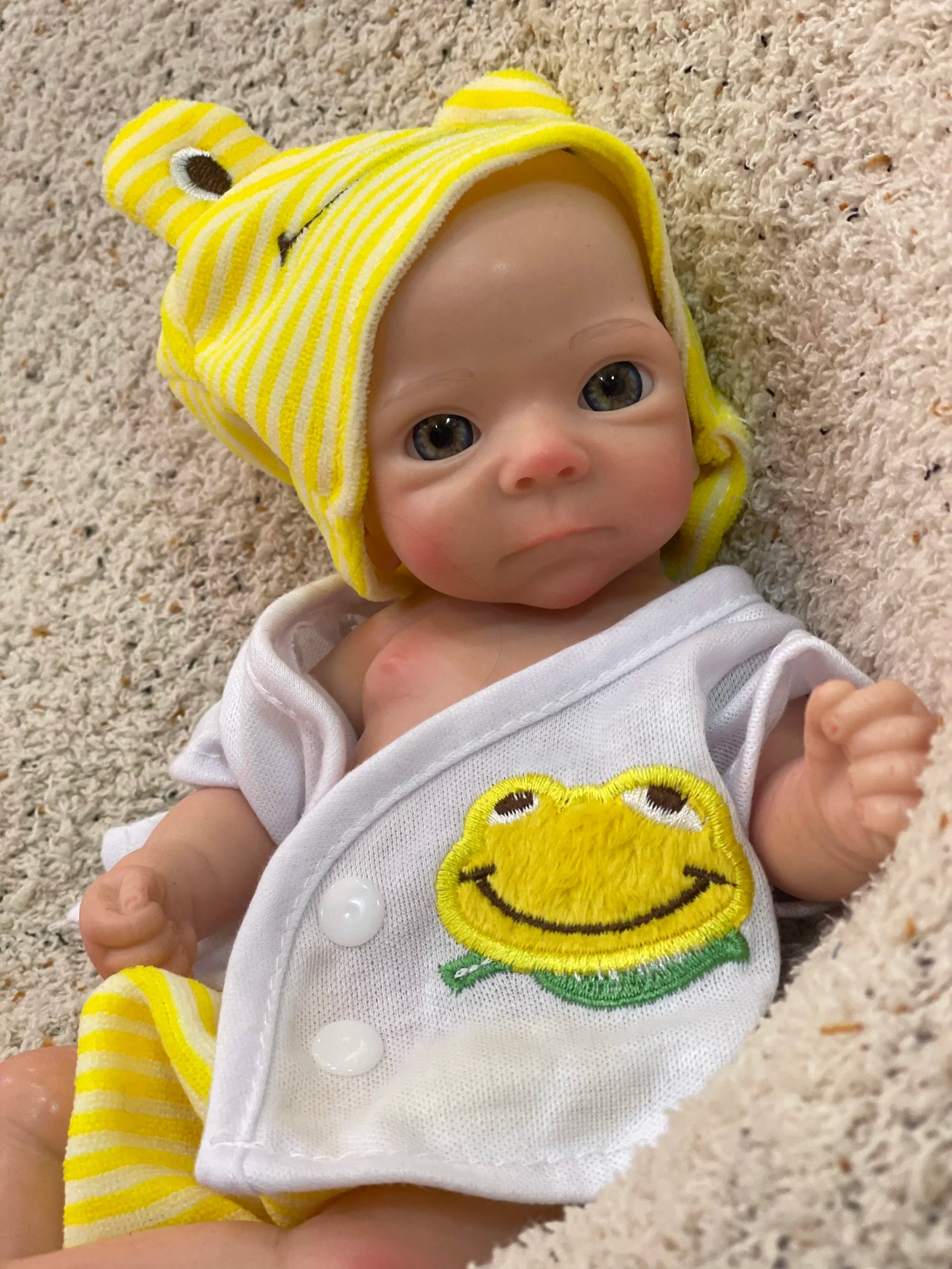 10Inch Silicone Girls Whole Body Soft Solid Silicone Reborn Baby Dolls Handmade Painted Newborn Baby Dolls Toys For Kids Gifts lifelikesiliconereborns.com