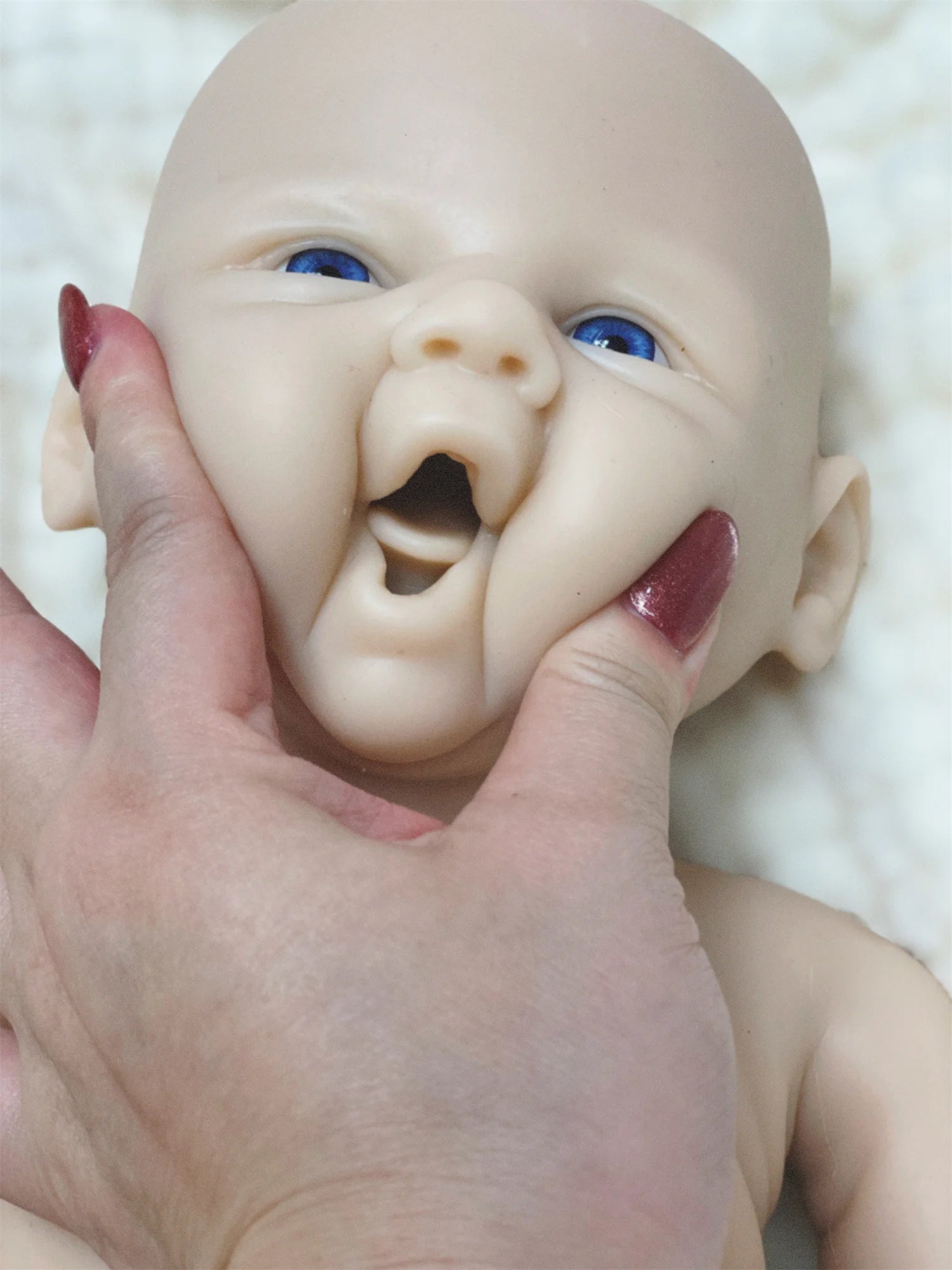 18Inch Can Open Mouth Vivienne Full Body Silicone Bebe Reborn Girl Painted Handmade reborn bébé silicone complet tout le corps lifelikesiliconereborns.com